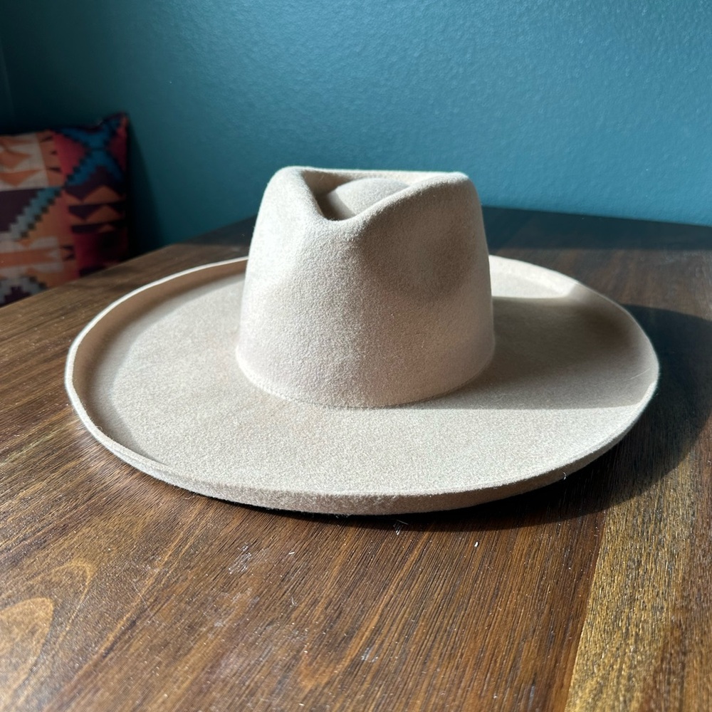 100% Wool Olive & Pique Tan Women's Hat with Beaded Band - Picture 8 of 16